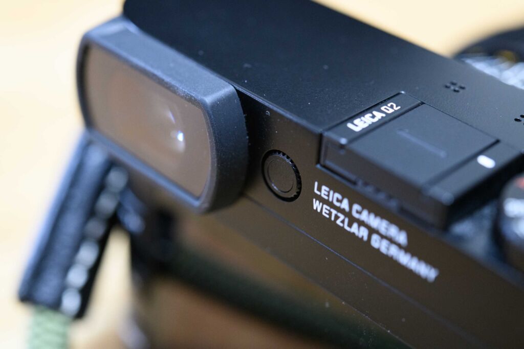 Leica Q2視度調整の格納状態