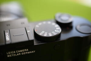 Leica Q2シャッター速度ダイヤルの感触