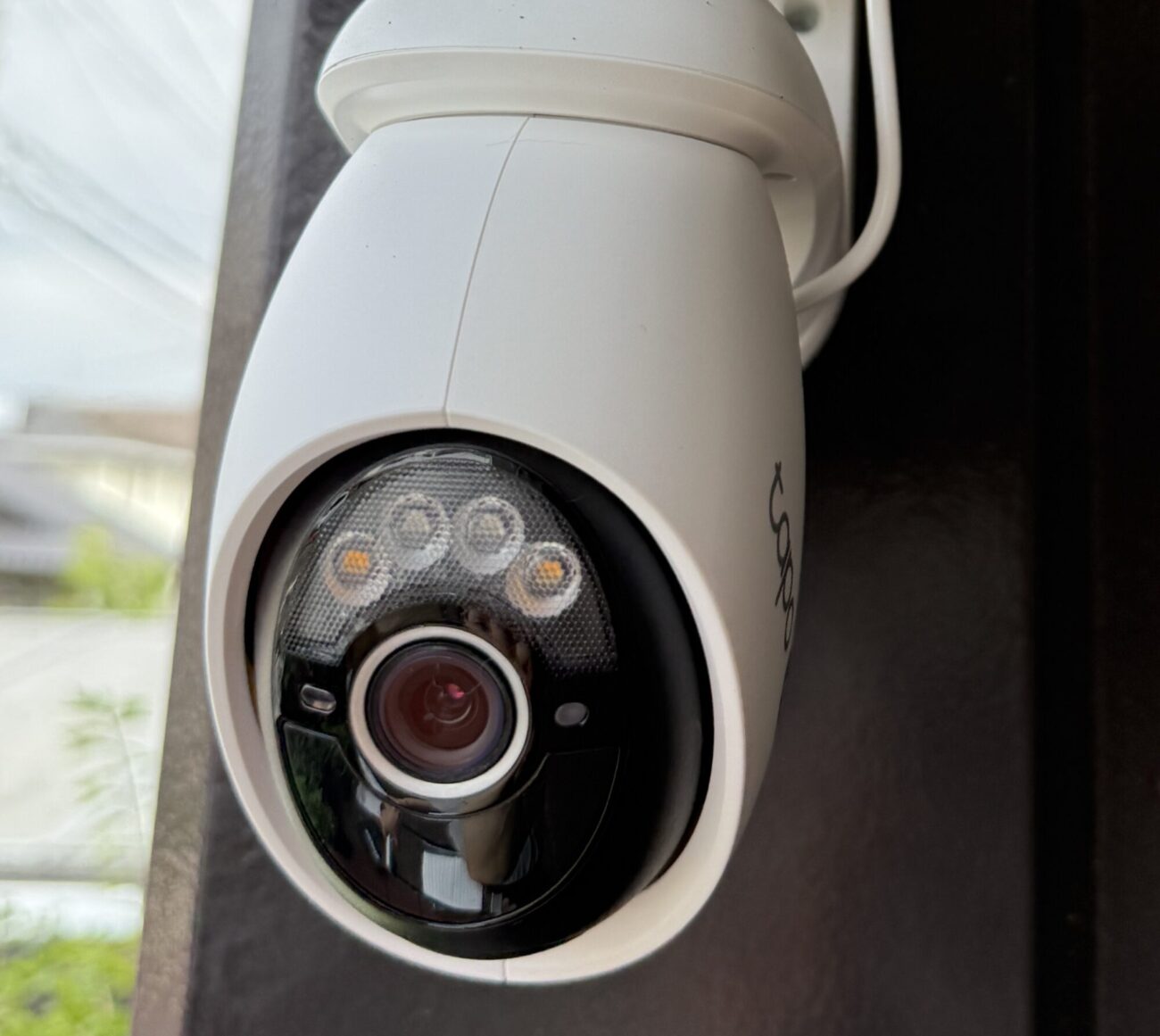 前モデルから大きな進化したパンチルト対応ソーラー防犯カメラ【Tapo